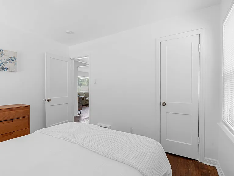 6563 Julian Ave — Photo 22