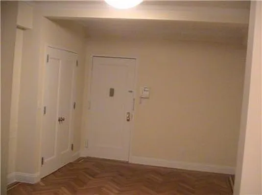 Rented by Metropolitan Res. Partners | media 17
