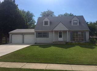 113 Colchester Dr, Normal, IL 61761