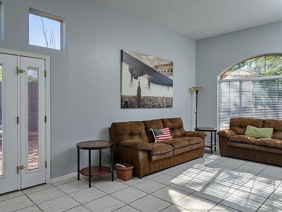 5th image of 3785 N Creek Side Pl