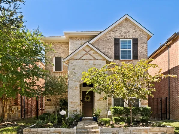 218 Buckingham Ave, Euless, TX 76040