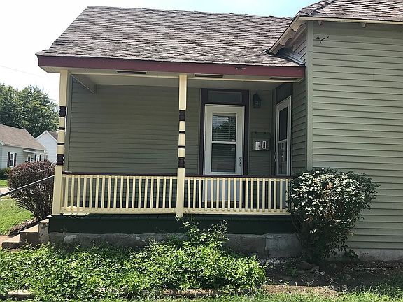 5th image of 1672 Indiana Ave