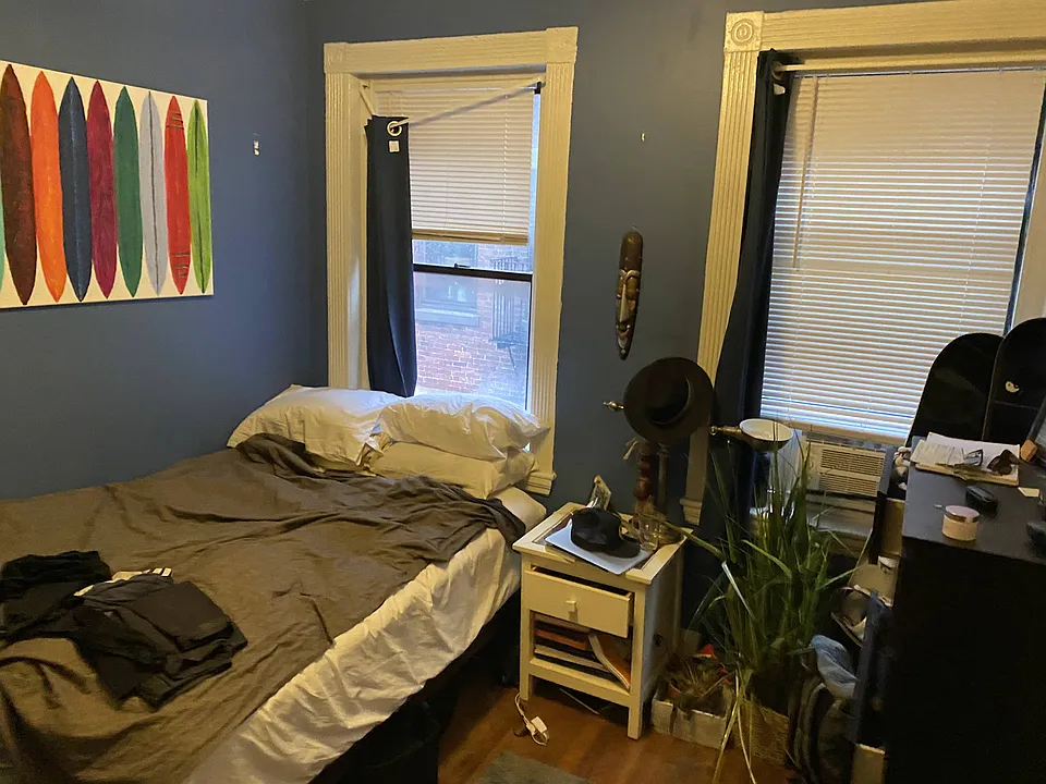 7 Myrtle St #4