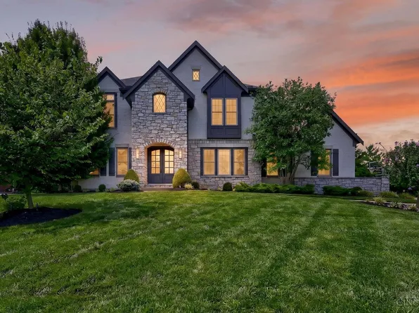 5418 N Shore Pl, Mason, OH 45040