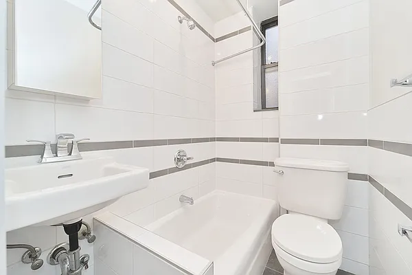 Rented by Living New York | media 9