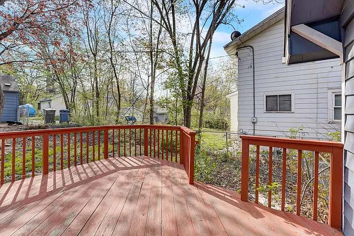 3510 Newton Ave N — Photo 21