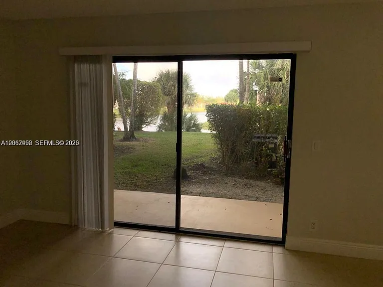 1502 Lake Crystal Dr #A — Photo 12