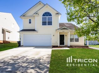 9804 Bradstreet Commons Way, Charlotte, NC 28215