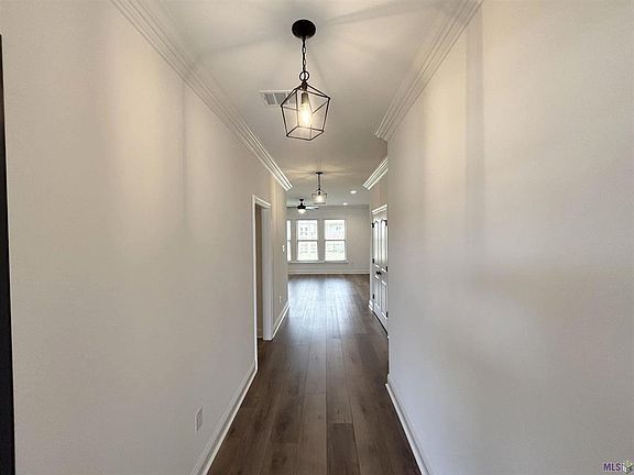 2nd image of 39229 Zereda Ct