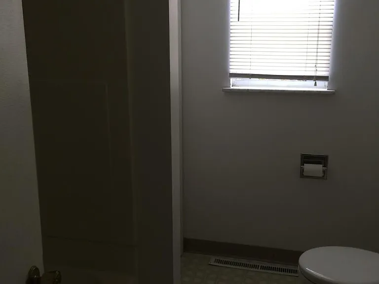 1300 Rosewood Ct — Photo 16