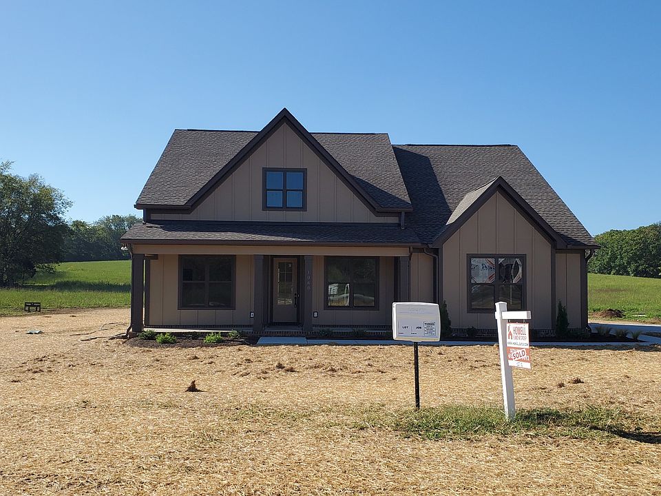 2nd image of 1060 Peyton Pl