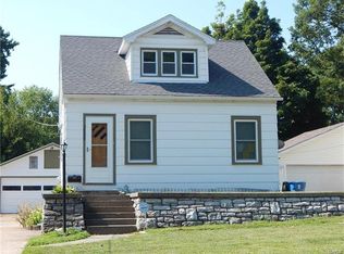 3529 Omega St, Alton, IL 62002