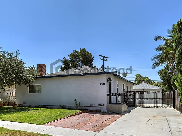 404 Hawthorne St #B — Photo 15