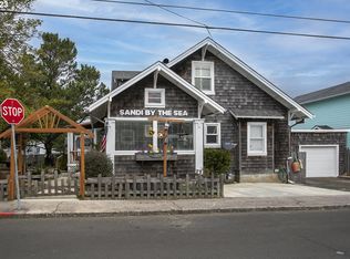 403 N Downing St, Seaside, OR 97138