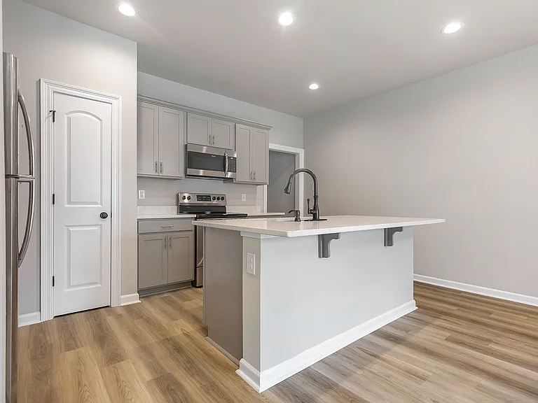 5615 Stuga Dr — Photo 5
