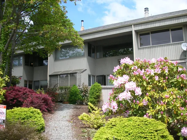 102 Shelter Bay Dr #C102, La Conner, WA 98257