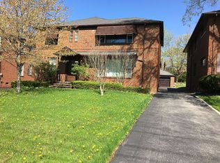 2529 Warrensville Center Rd, Cleveland, OH 44118