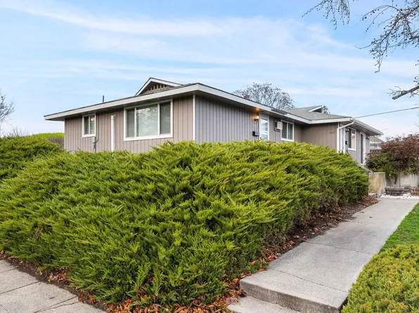 703 E Broad Ave, Spokane, WA 99207