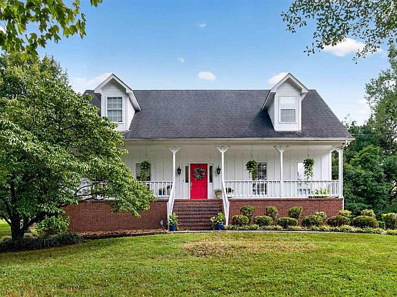5th image of 27 Chelsea Village Cir