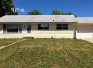 400 E 9th St, Starbuck, MN 56381