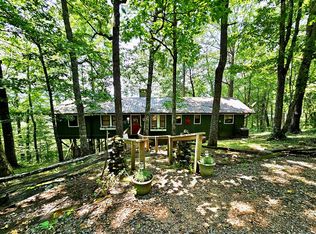 945 Timberland Trl, Franklin, NC 28734