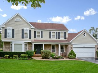 26881 W Taylor St, Barrington, IL 60010