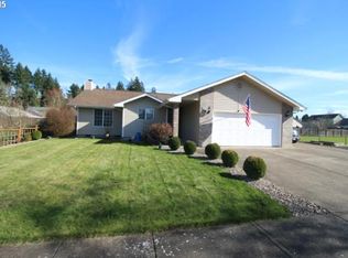 947 S 46th St, Springfield, OR 97478