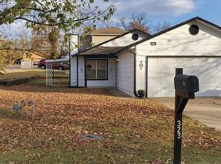 323 E 40th Pl S, Sand Springs, OK 74063