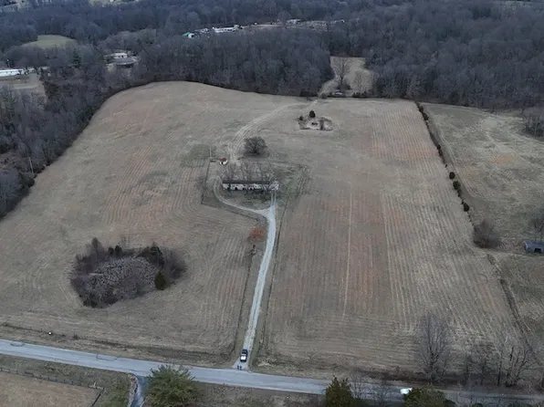 1312 Hollow Rd, Glasgow, KY 42141