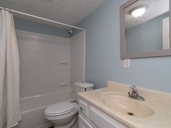5th image of 2962 N Dequincy St