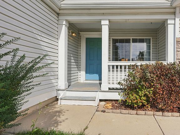 3rd image of 6490 Cache Dr