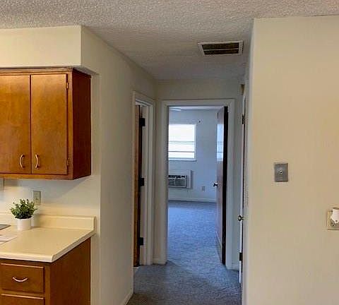 4th image of 5002 Woodbine Ave