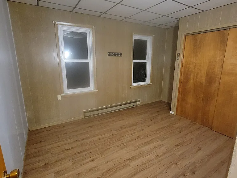 33 E Cherry St — Photo 5