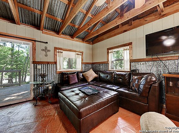 3rd image of 270 Meadow Lake Dr #A