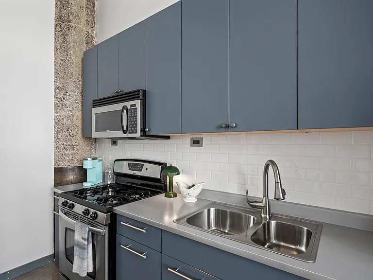 700 Washington Ave N #511 — Photo 9