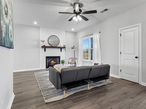 5th image of 160 Monaghan Dr Lot 215