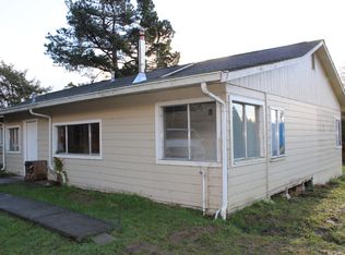 351 Valley Dr, Fortuna, CA 95540