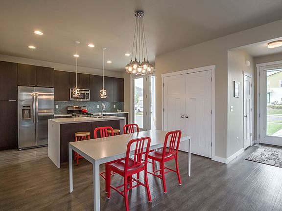 4th image of 10249 S Petaluma Way