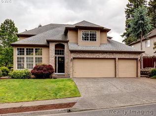 16889 Wight Ln, Lake Oswego, OR 97035