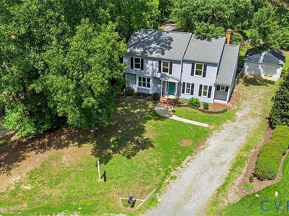 3rd image of 8262 Tangle Oaks Ct