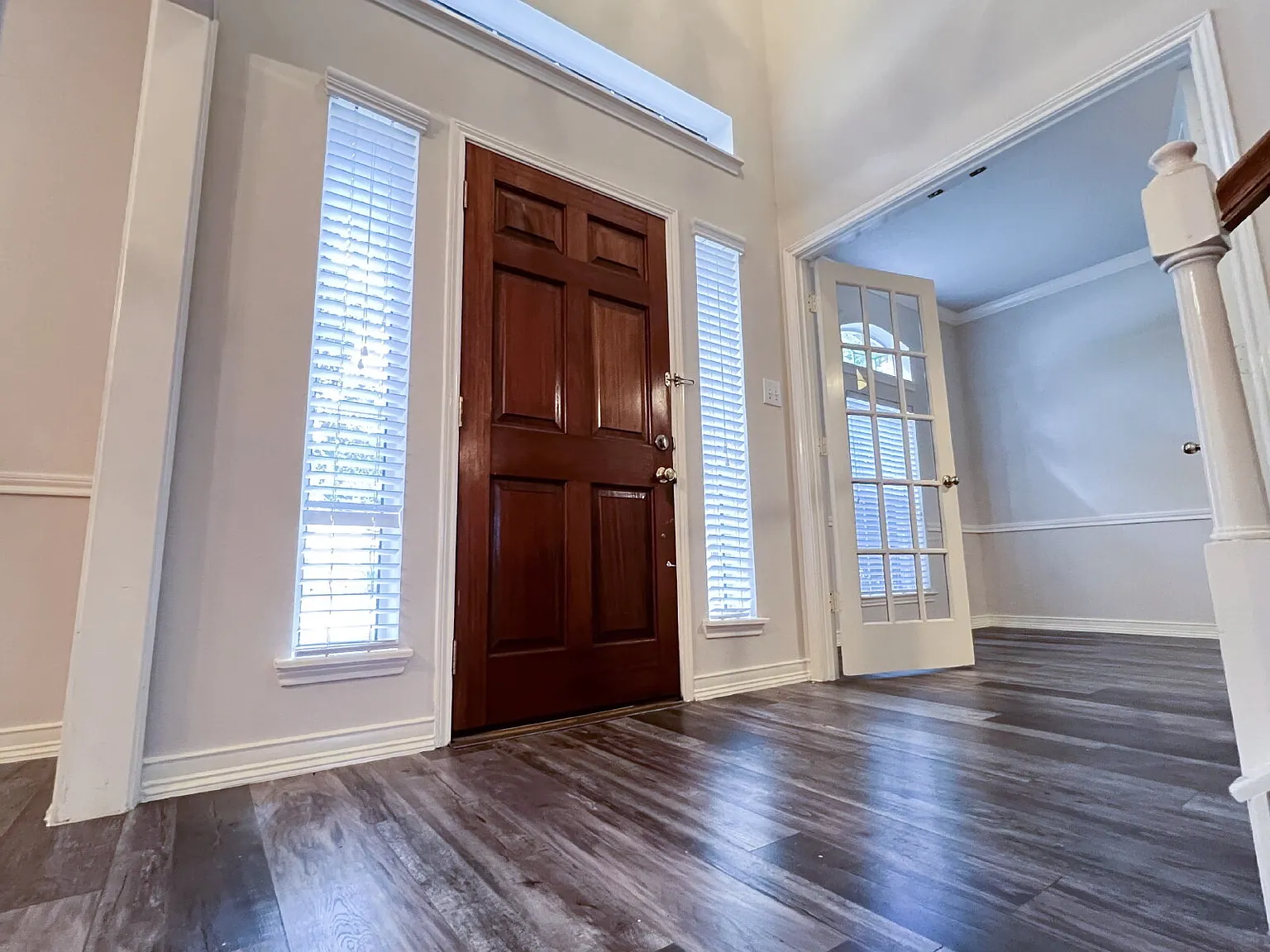 5 bed, 3.5 bath, $3,000 — Photo 2