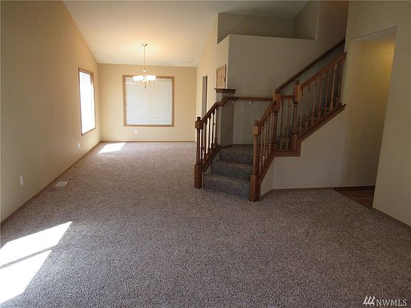 3rd image of 7811 207th St E