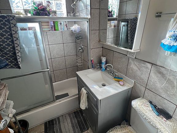 5th image of 2314 S 61st Ave