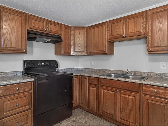 5th image of 5884 E 42nd St