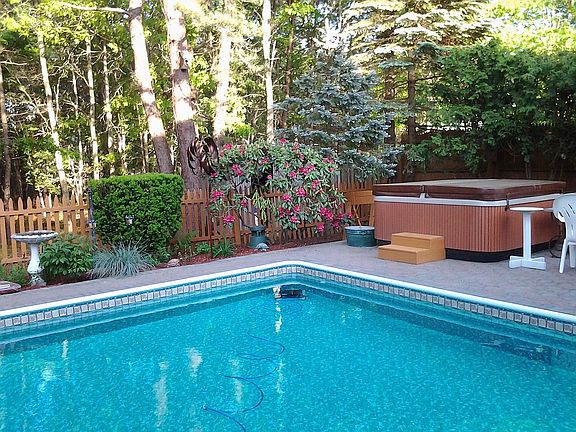 3rd image of 3 Evelyn Ct