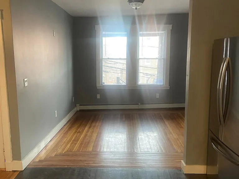 17 Townsend St #1 — Photo 12