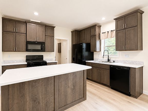 4th image of 9091 Shishebogama Dr