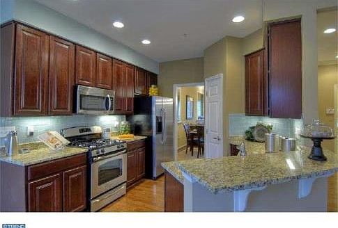 5th image of 2580 Margaretta Dr