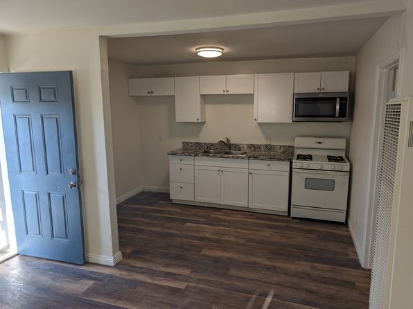 1058 Grand Ave APT 2