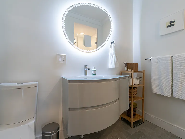 464 Sumner St #3 — Photo 6